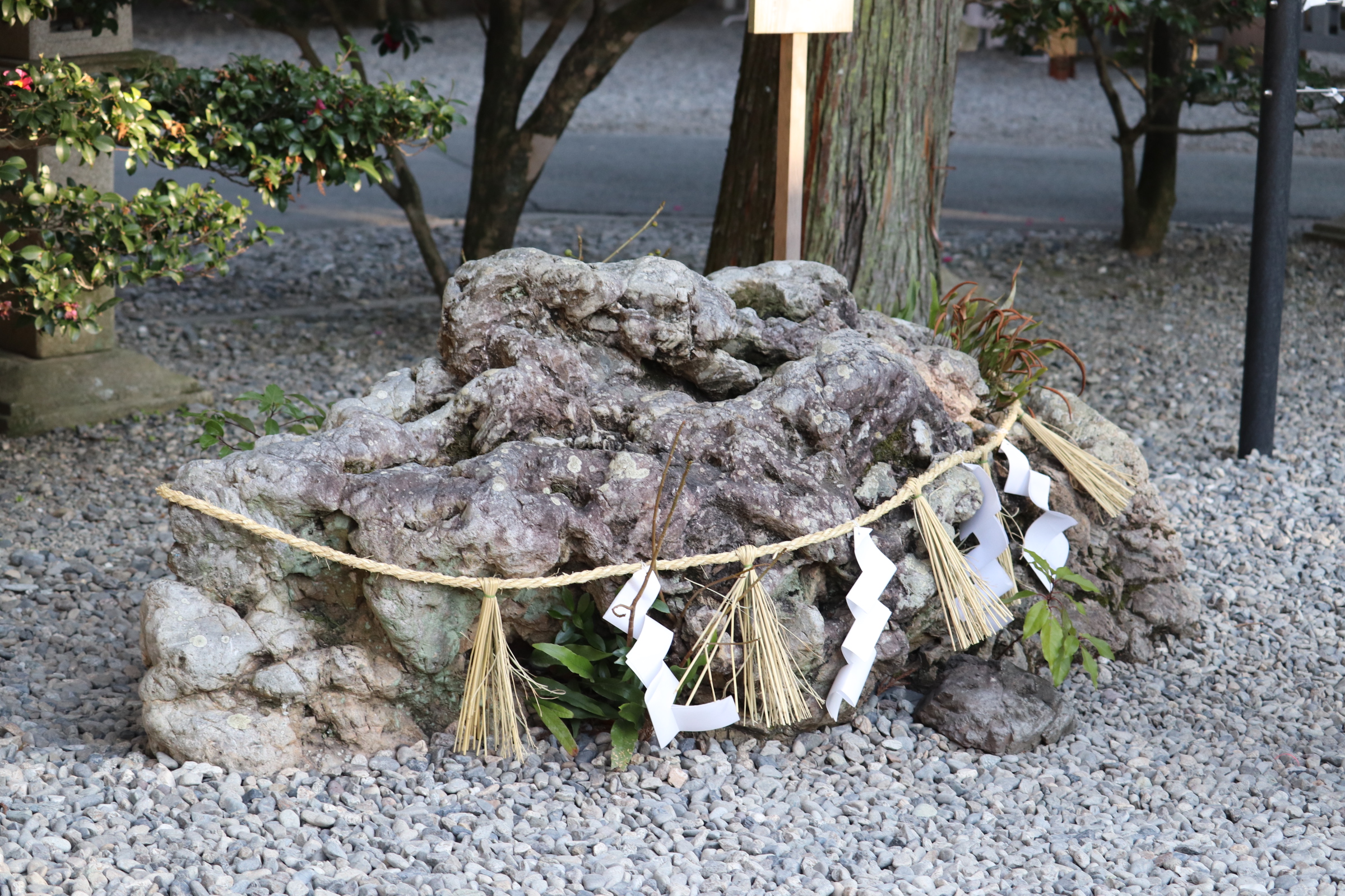 伊勢神宮 外宮の石